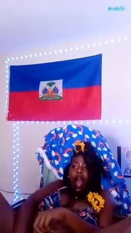 haitiansinsationsquirtqueen