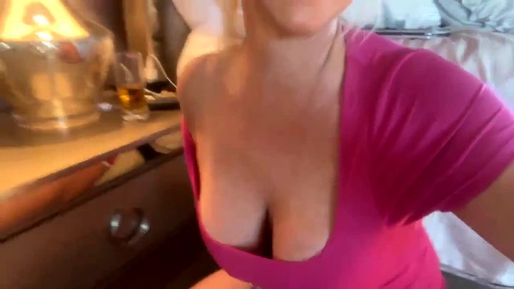 hotmom2222