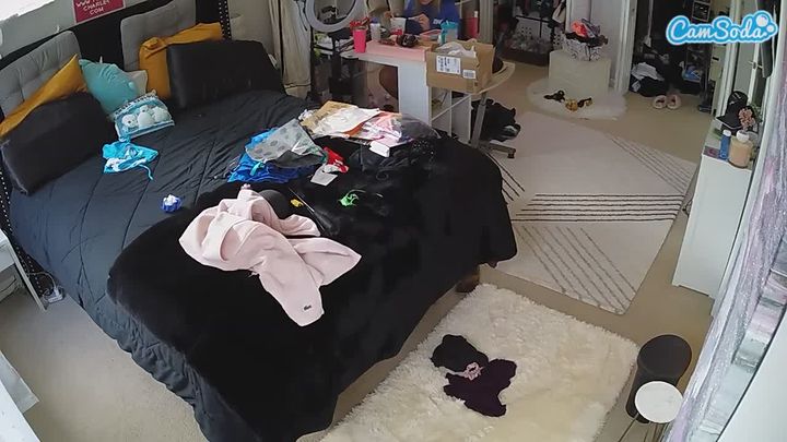 voyeurcam-house-charleys-room